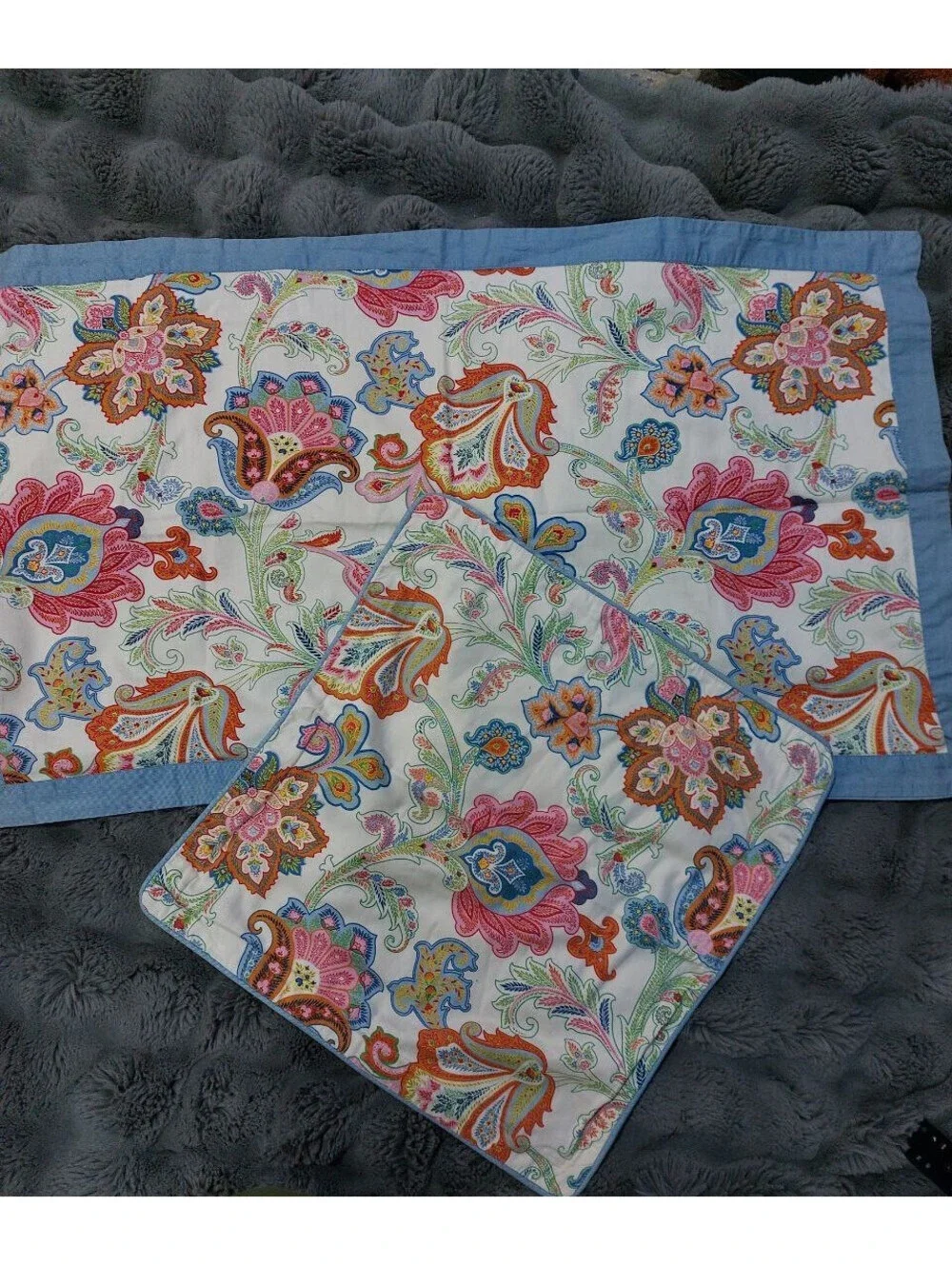 Tommy Hilfiger Paisley Pillow Shams Set Square 20x20 & King 38x22